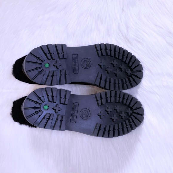 Timberland Women’s Courmayeur Valley 6 Inch Waterproof Faux-Fur Boots - Picture 9 of 9